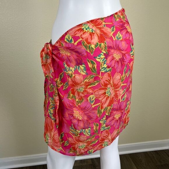 Beach Riot Women Size OS Melanie Pink Floral Miami Peony Sarong Wrap Coverup - Picture 5 of 10